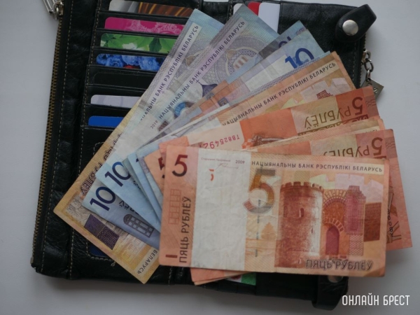 МАРТ рассказал, как вернуть деньги за купленный втридорога товар