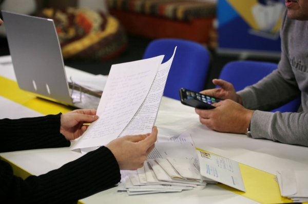 Белорус: «Оформил Mustang на вешалку-льготницу, а она забрала машину себе». Сама же девушка считает иначе