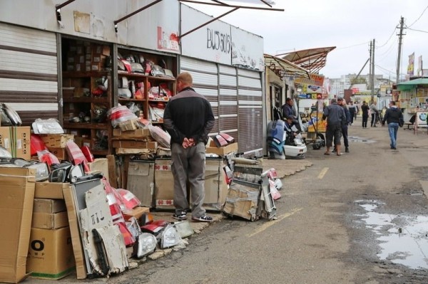 «В случае чего начнем возить из ОАЭ и Китая». Какая ситуация на рынке запчастей?