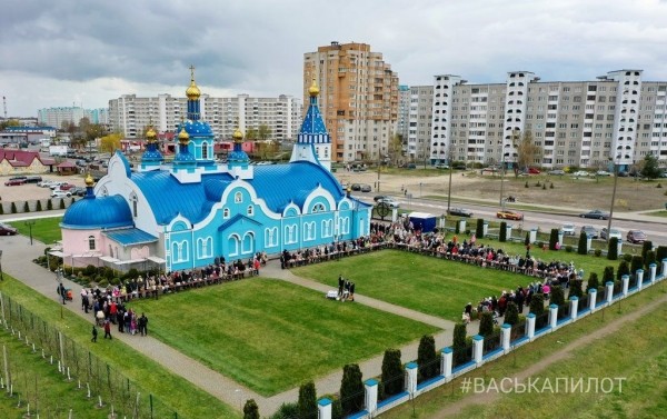 
                Брест встречает Пасху
            