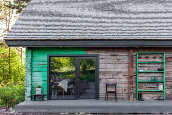 Не спешите сносить. Хозяева этих старых хат превратили их в современные дома — и не нарадуются