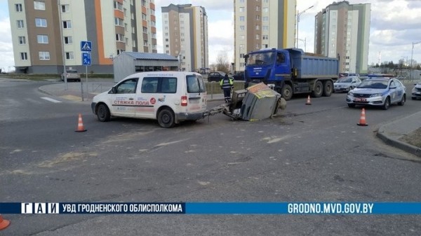 Страшные кадры: водитель сбил 14-летнюю девочку