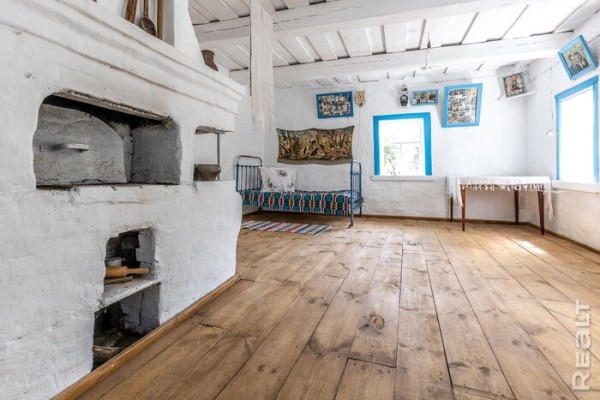 Не спешите сносить. Хозяева этих старых хат превратили их в современные дома — и не нарадуются