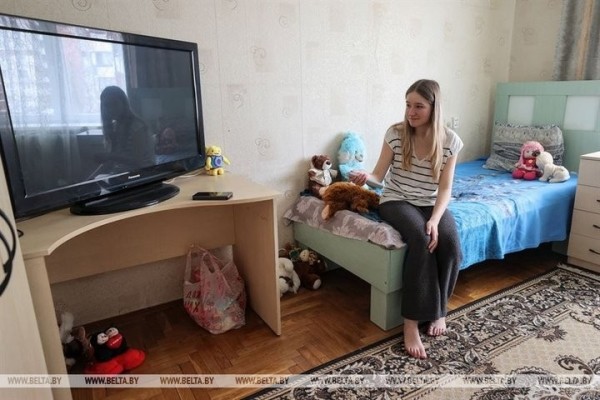 Как бежавшая из Мариуполя семья обживается в Бресте