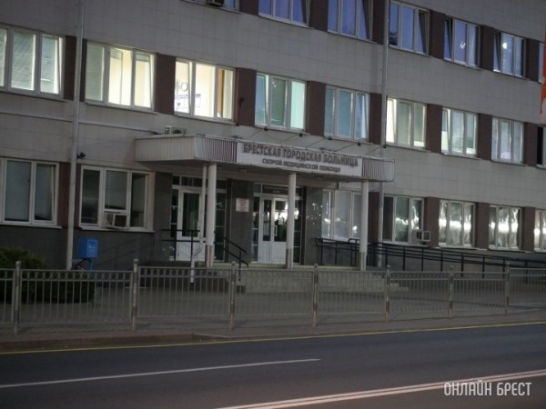 График работы больниц и поликлиник в выходные и праздничные дни