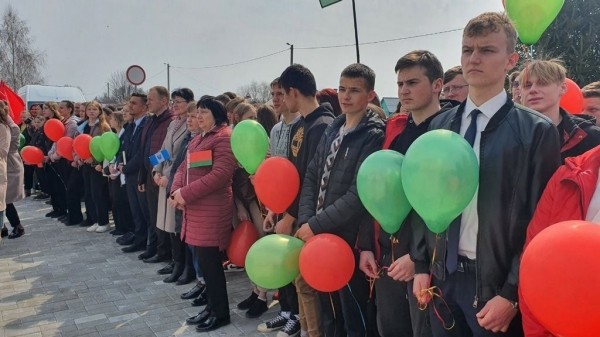 Торжественный пуск газа прошел сегодня в агрогородке Радостово Дрогичинского района Брестской области