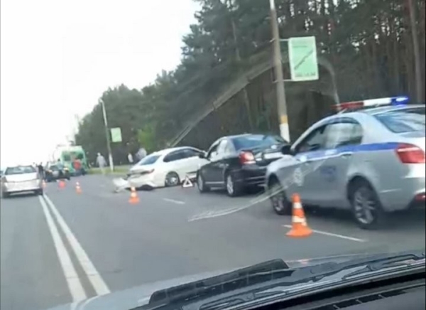 Автобус с пассажирами попал в аварию в Пинске Автобус с пассажирами попал в аварию в Пинске