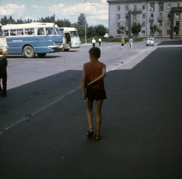 У гостиницы «Буг». Брест, 1968 год
У гостиницы «Буг». Брест, 1968 год