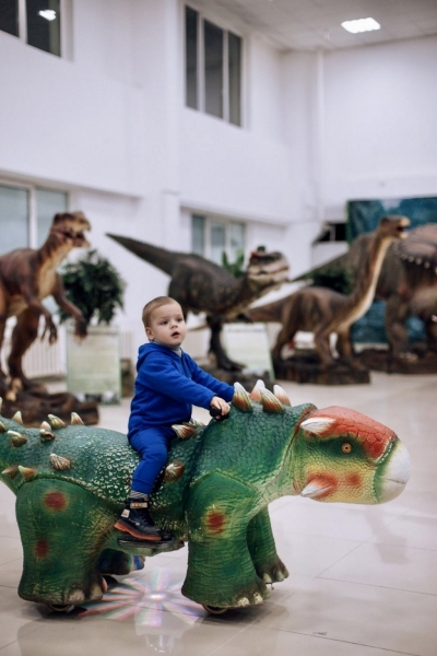 НАШЕСТВИЕ ДИНОЗАВРОВ уже в Бресте! Большой парк «Динолэнд» приглашает детей и их родителей за отличным настроением