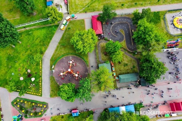 
                Как выглядит с высоты брестский парк культуры и отдыха
            