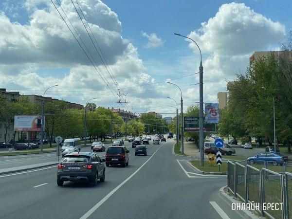 Россия может ввозить упрощённые авто пока только в одну страну. И это Беларусь