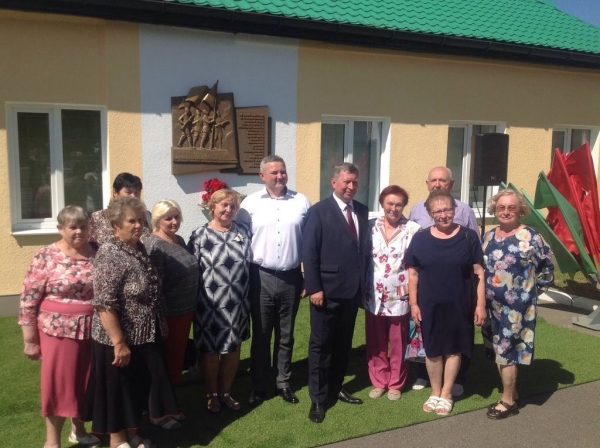 Место водружения знамени над освобожденным в июле 1944-го городом увековечили в Бресте