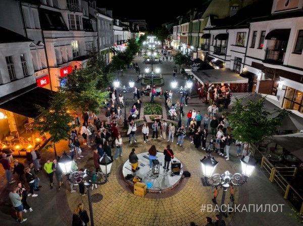 
                Самая красивая улица Бреста
            