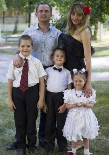 «Муж воспринял предложение в четвертый раз стать родителями с ужасом, но сейчас доволен». История многодетной семьи из Беларуси «Муж воспринял предложение в четвертый раз стать родителями с ужасом, но сейчас доволен». История многодетной семьи из Беларуси