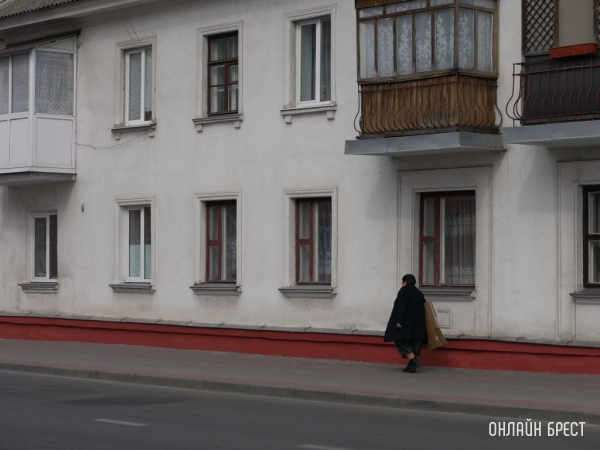 Пенсионерка разговаривала с мошенницей более 5 часов и отдала $37 тысяч Пенсионерка разговаривала с мошенницей более 5 часов и отдала $37 тысяч