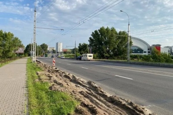 На мосту через Мухавец по ул. 28 Июля установят новое барьерное ограждение На мосту через Мухавец по ул. 28 Июля установят новое барьерное ограждение