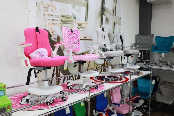 Забирай мебель сейчас, а плати потом в дискаунтере «AksHоme» на Вычулках!