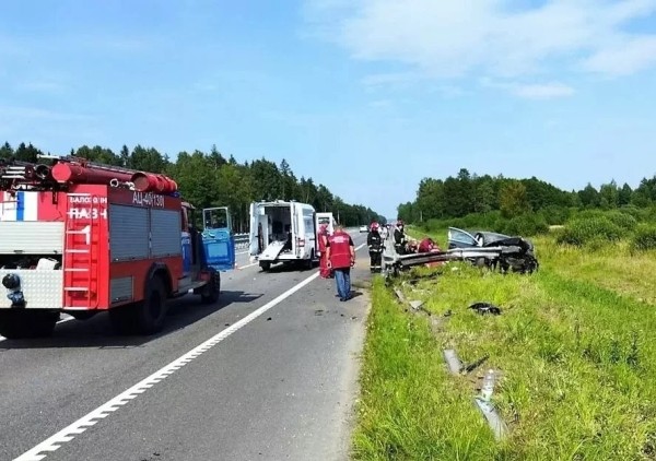 Подробности трагедии в Беларуси. Почему наши ограждения пробивают машины насквозь?