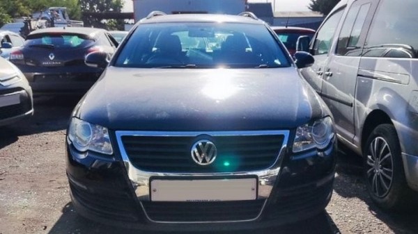 Хорошая новость для владельцев Фольксваген. Свежий европейский Пассат Б6 поступил на авторазборку в Бресте