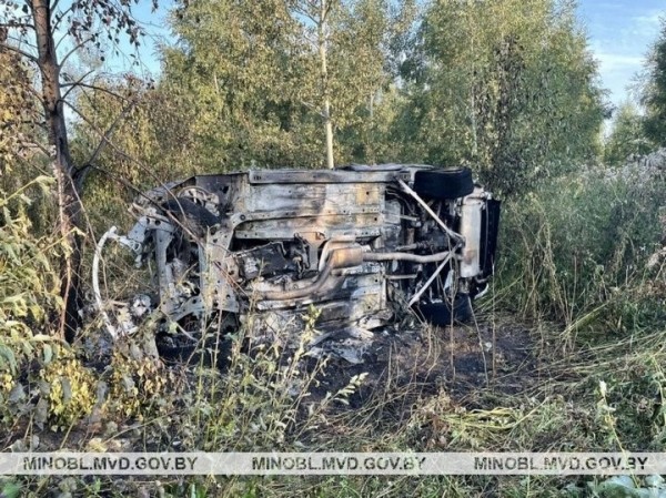 В Беларуси подростки катались на BMW. Поездка закончилась печально