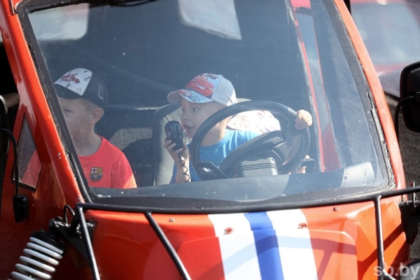 В Бресте открыли ЧМ по пожарно-спасательному спорту