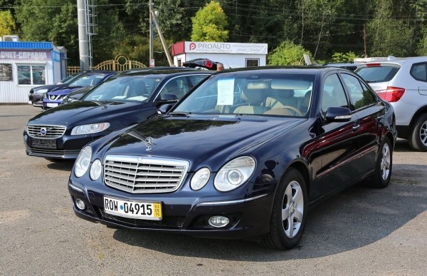 «Начинайте поиски не с машины, а с льготника!» Что ещё можно купить в Европе при бюджете от 15 до 25 тысяч долларов?