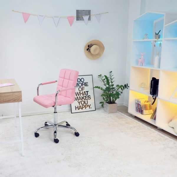 Забирай мебель сейчас, а плати потом в дискаунтере «AksHоme» на Вычулках!