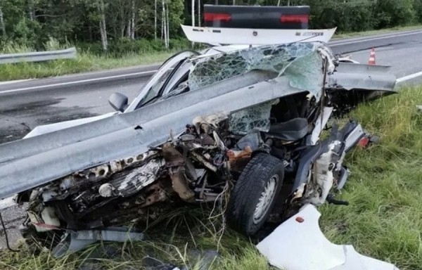 Подробности трагедии в Беларуси. Почему наши ограждения пробивают машины насквозь?