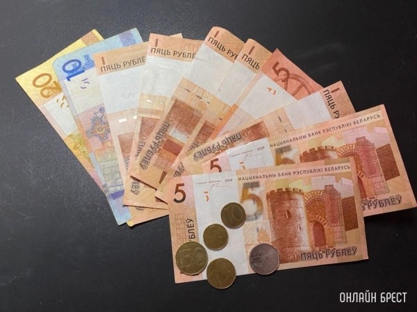 Сборы в школу. Сколько денег потратили родители, чтобы подготовить ребенка Сборы в школу. Сколько денег потратили родители, чтобы подготовить ребенка