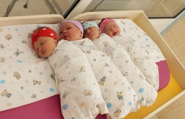 Вот это первенец! Крепыш весом почти 4,5 кг родился в семье барановичан