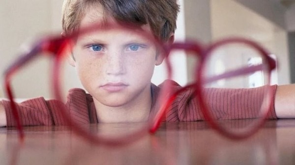 Нарушения зрения у детей. Брестский врач рассказала, что важно знать