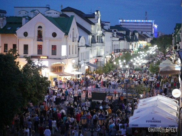 Вот сколько людей может жить на Земле к 2100 году