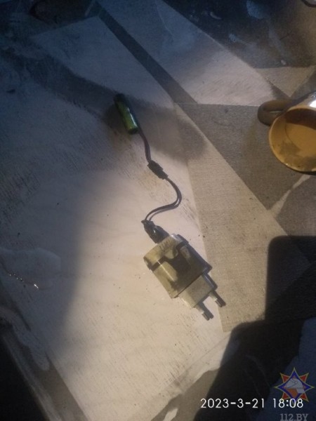 Зарядное устройство привело к пожару в квартире — пострадал ребенок