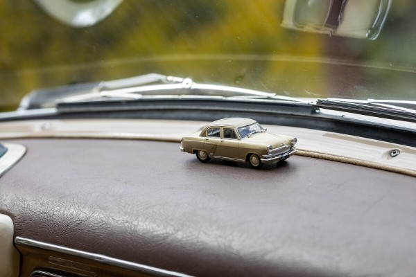 Посмотрите, какую «Волгу» отыскали в гараже у белоруса