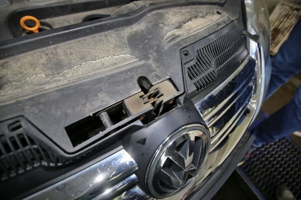 «Брал новым у дилера в 2009 году». Белорус показал VW Jetta 1.9 TDI, который до сих пор обслуживает у «официалов»