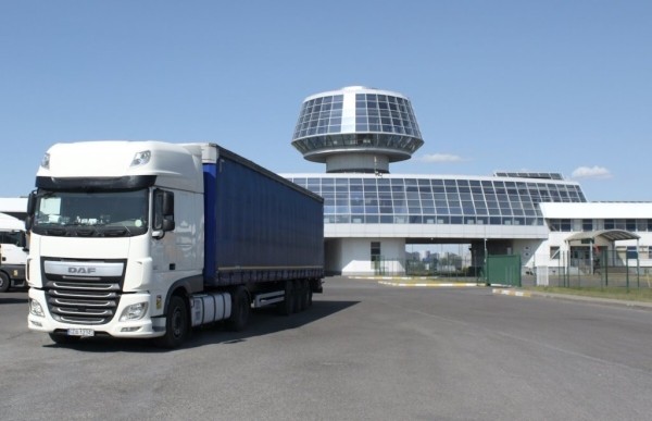 Съездили на границу с Польшей и посмотрели, есть ли скопления фур