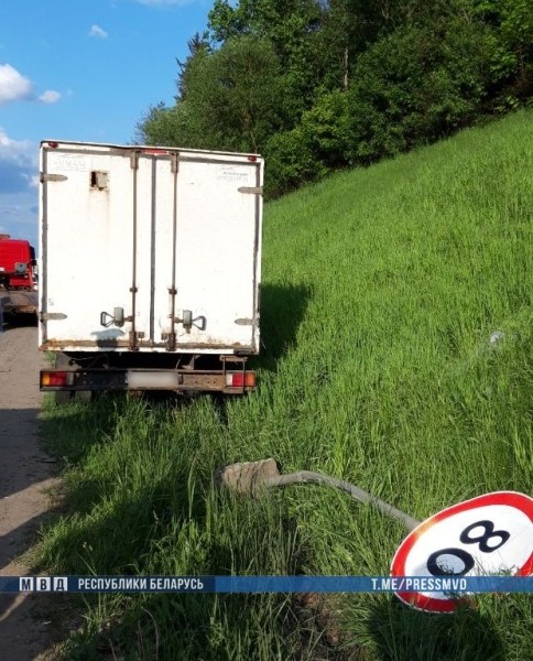 Пьяный бесправник совершил ДТП и пытался дать взятку ГАИ. Возбуждено уголовное дело