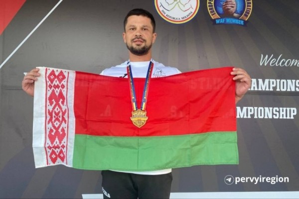 Брестский рукоборец - армрестлер Виктор Братченя завоевал золотую медаль