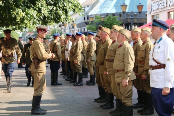 Реконструкция «Мирный вечер на Советской»