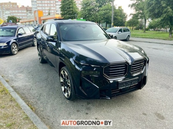 В Гродно замечен BMW XM 2023 – технологичнее и престижнее у BMW не бывает