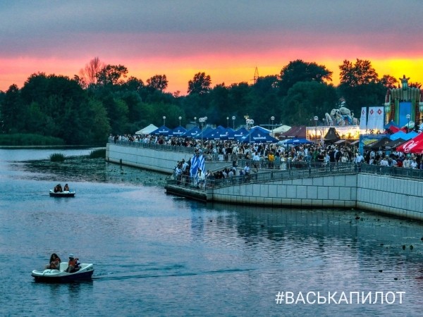 Праздник к 45-летию Ленинского района. Смотрите, как сегодня гулял Брест