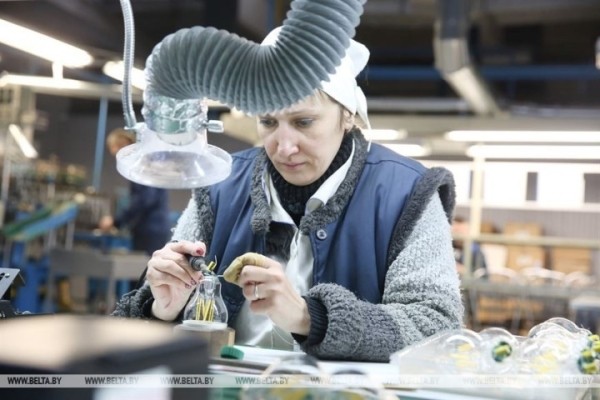 Нужна работа? Электронную ярмарку вакансий для Брестского электролампового завода проведут 28 июня