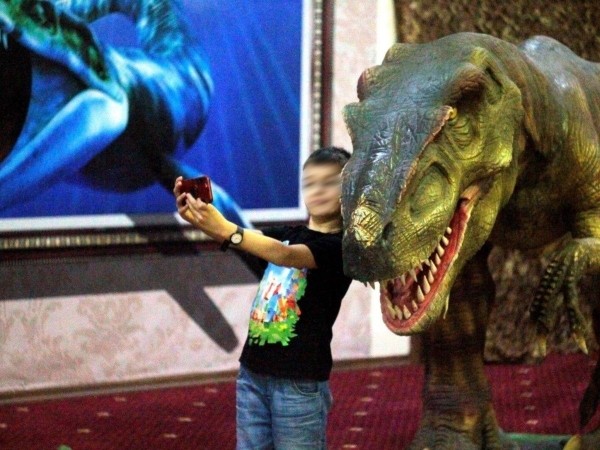 С 3 по 30 июля динозавры оживают! В Брест приехал интерактивный «Дино-Нано-Парк»