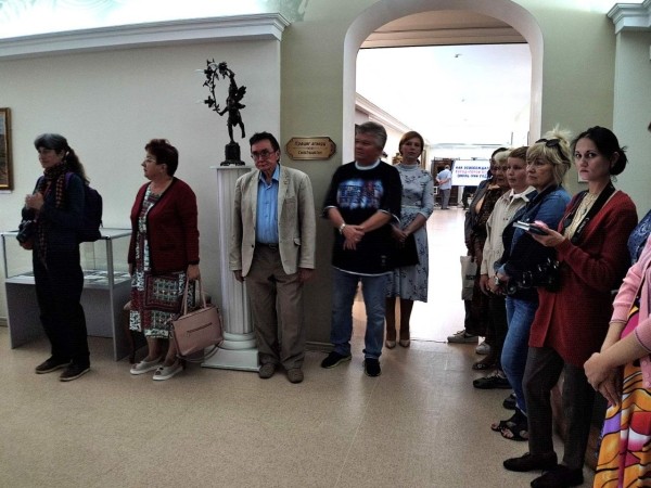 В Бресте открылась выставка «У самовара»