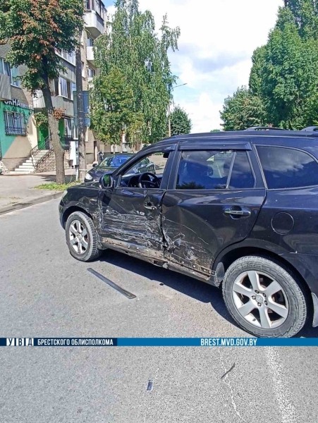 Подробности ДТП в Бресте на перекрестке улиц Кирова-Пушкинская Подробности ДТП в Бресте на перекрестке улиц Кирова-Пушкинская