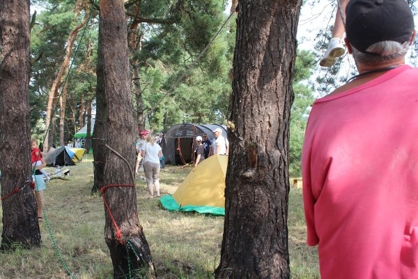 Дискотека, лазерное шоу, красочный фейерверк. Смотрите, как в Пинском районе прошел гастрономический и экологический фестиваль «Полесский вьюн»