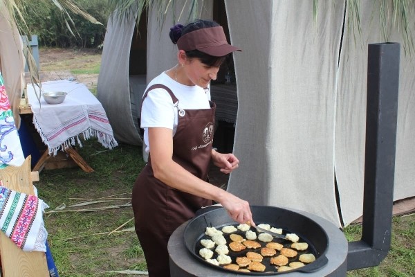 Дискотека, лазерное шоу, красочный фейерверк. Смотрите, как в Пинском районе прошел гастрономический и экологический фестиваль «Полесский вьюн»