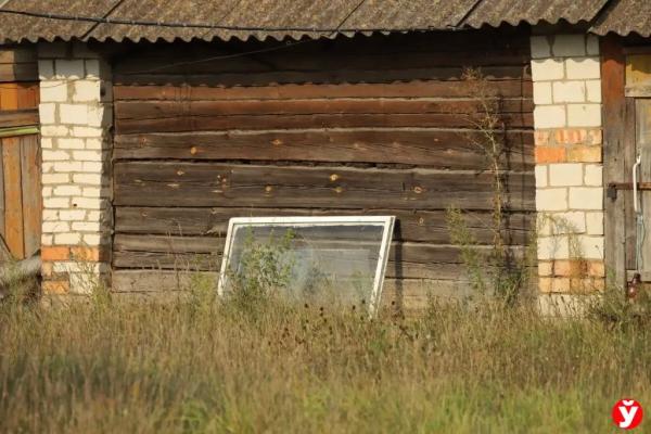 В три года весил 7 кг и спал в углу, как собака. Стали известны подробности о семье, в которой родители убили своего сына в Слуцке