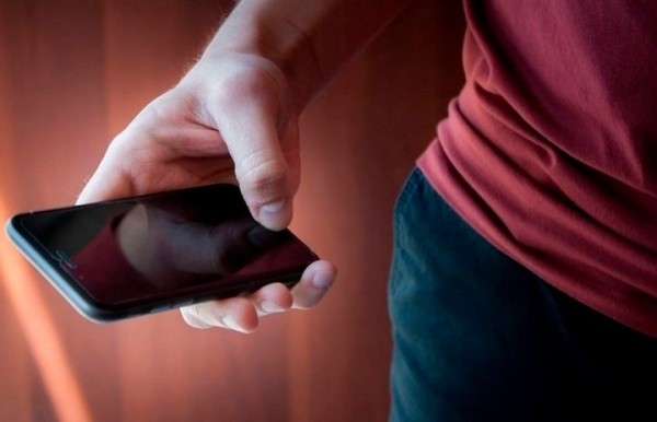 Почти 9 тысяч рублей украли кибермошенники у троих жителей Барановичей