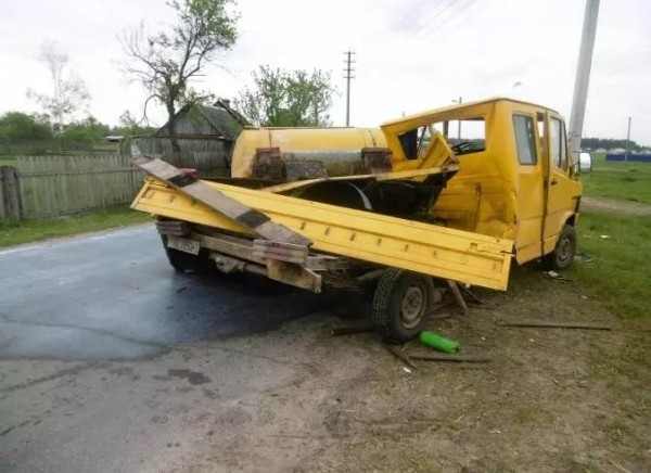 В смертельной аварии с молоковозом виновный водитель перестал им быть